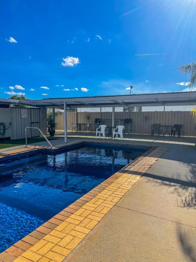 Dbj Holiday Units Mulwala Extérieur photo