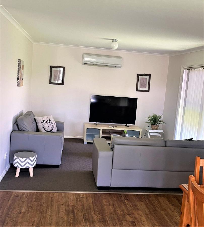 Dbj Holiday Units Mulwala Extérieur photo