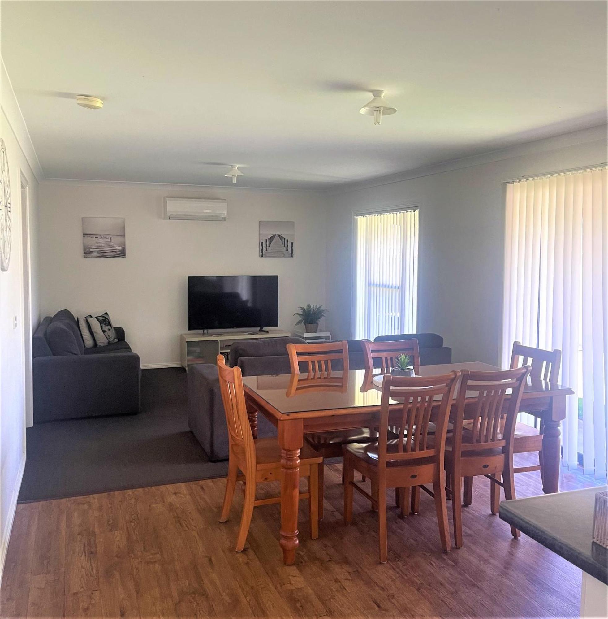 Dbj Holiday Units Mulwala Extérieur photo
